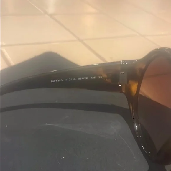 Ray-Ban Women's Dark Brown Sunglasses - Picture 4 of 8